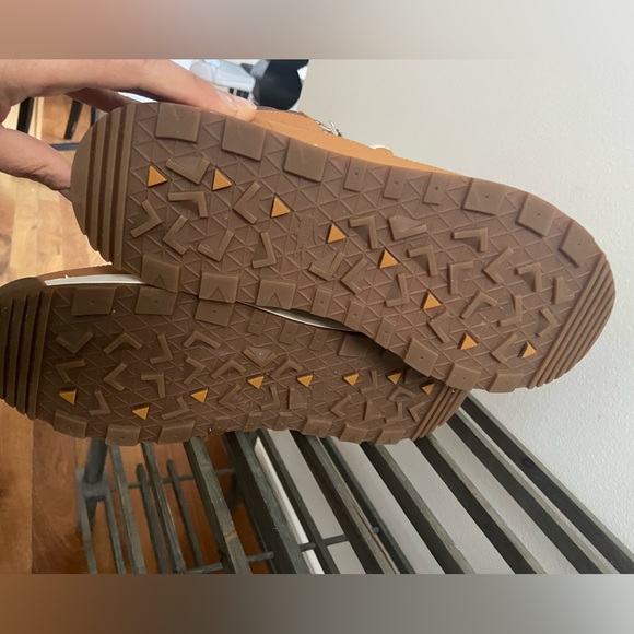 Lacost insulated men’s snow boots - Picture 3 of 5